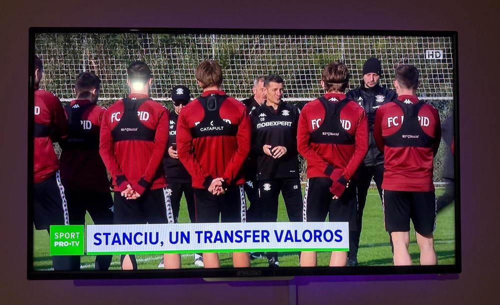 Televizor LED Star-Light 100 cm  Full HD