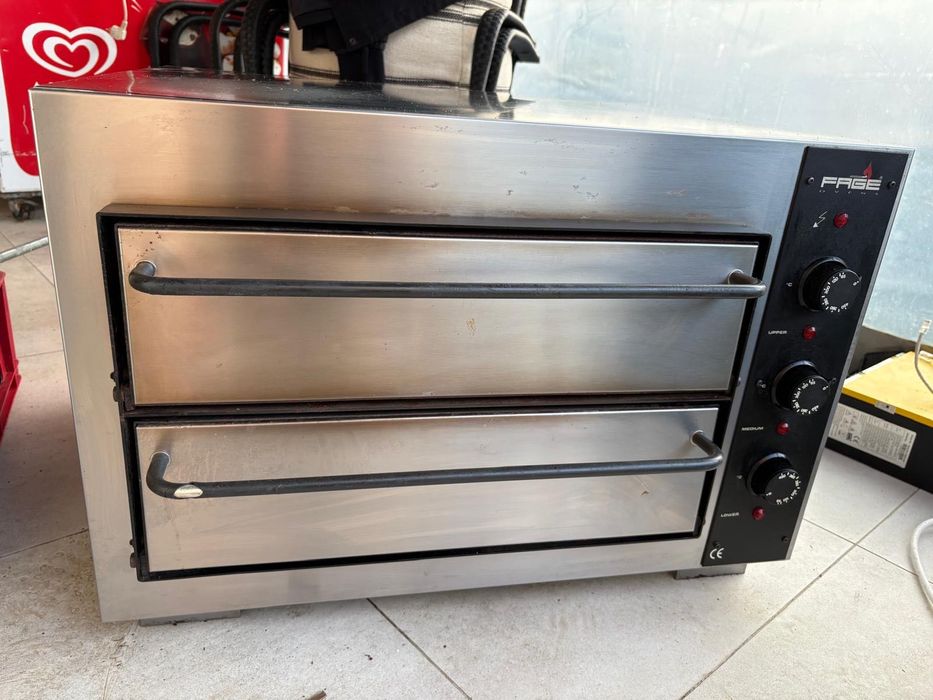 Nou!! Cuptor pt pizza FAGE!!
