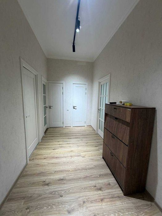 Продаётся 2х комн квартира на 4 этаже Ор-р 5 микрорайон Орбита