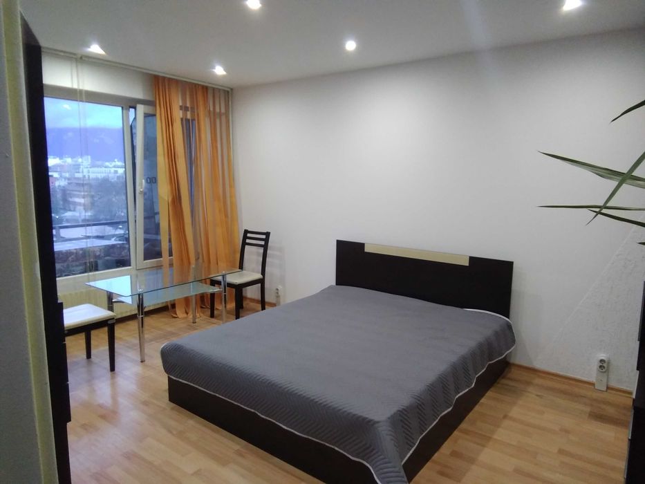 Стая под наем в Хаджи Димитър за студентка