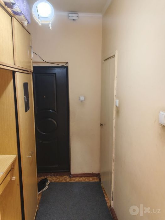 Yakkasaroy tumani Boshliq Mahallasida uy ijaraga beriladi 1*2/5/5