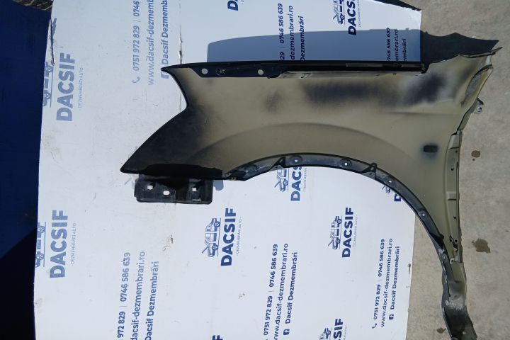 Aripa fata dreapta Nissan Qashqai prima generatie J10