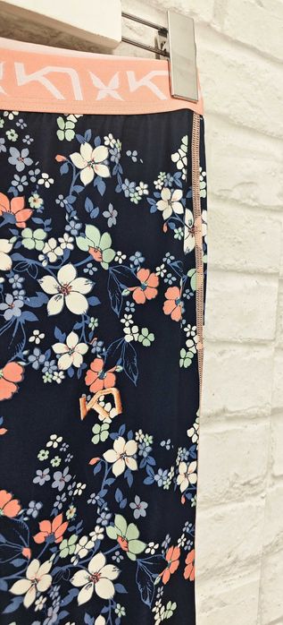 Kari Traa флорален сет / комплект за фитнес / бягане размер L