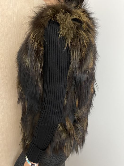 Елек от естествен пух от лисица