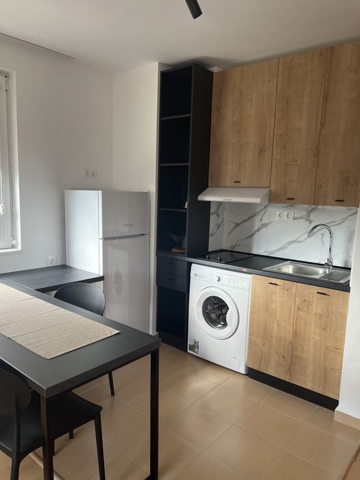 Студио или апартамент под наем / целогодишно