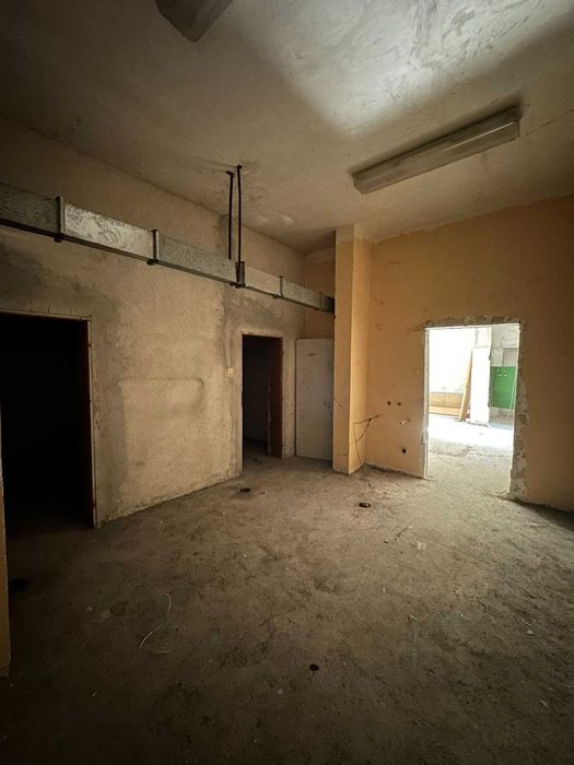 Продава се Магазин в Пловдив, Гагарин - 410 кв.м за 899 €/кв.м - Снимка #11