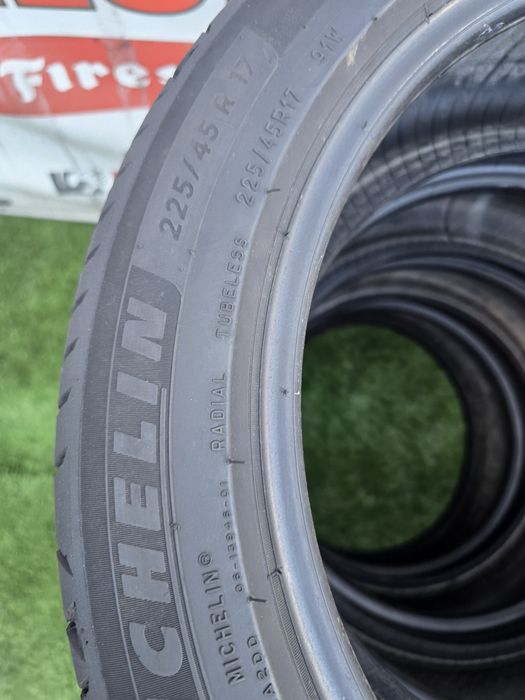 225 45 17 michelin