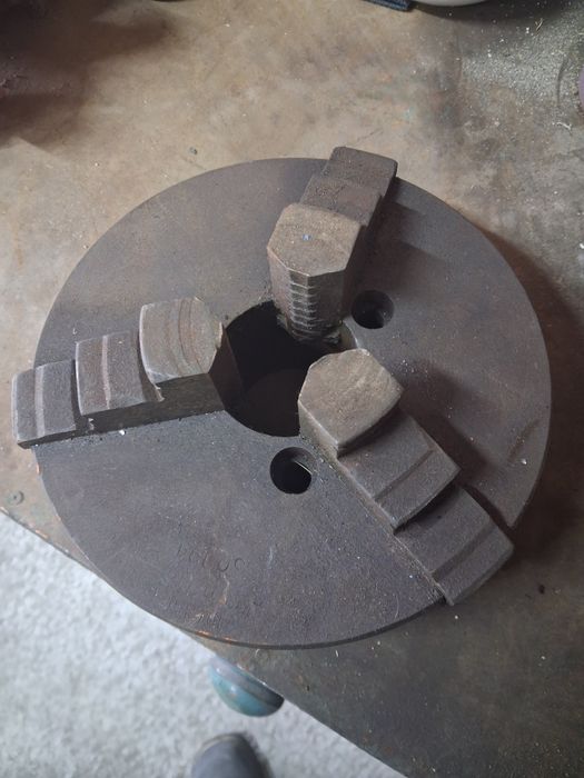 Патрон токарный.