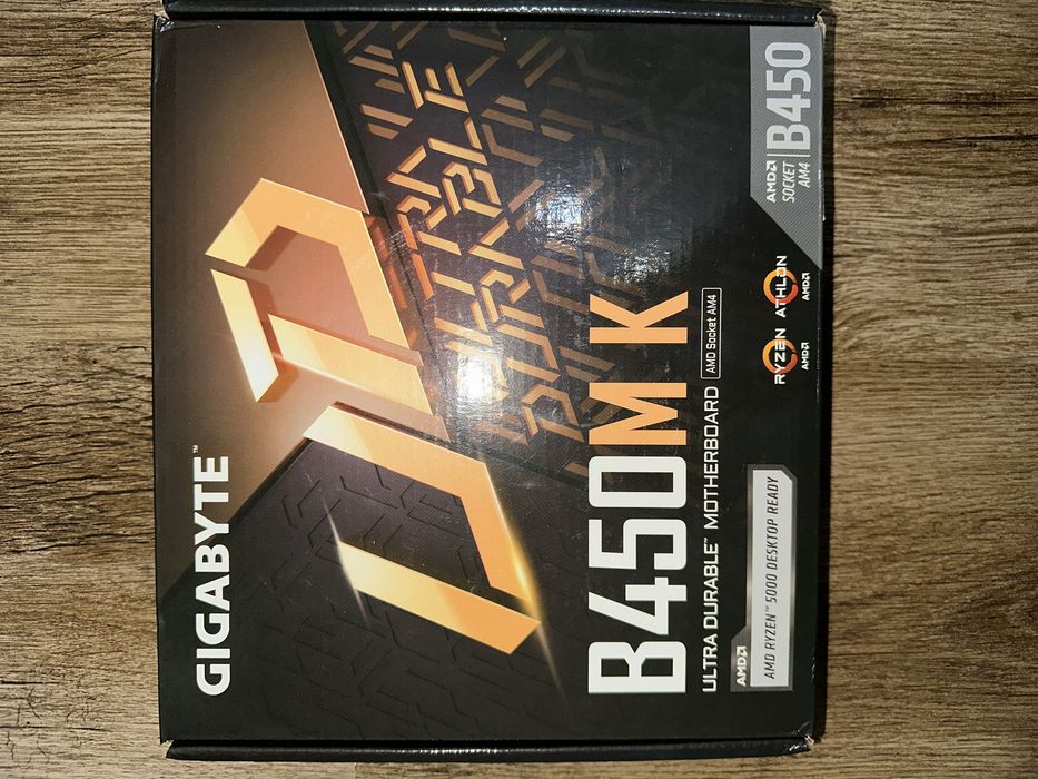 Placa de baza si procesor