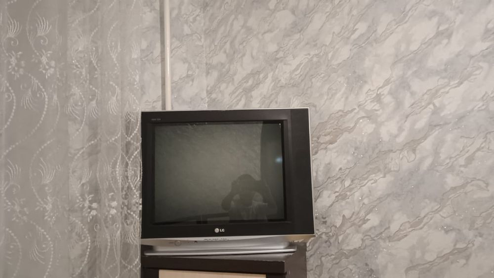 Продам телевизор