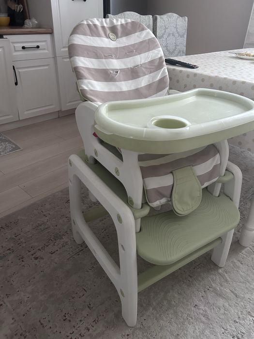 Срочно!продам стульчик для кормления 2в1