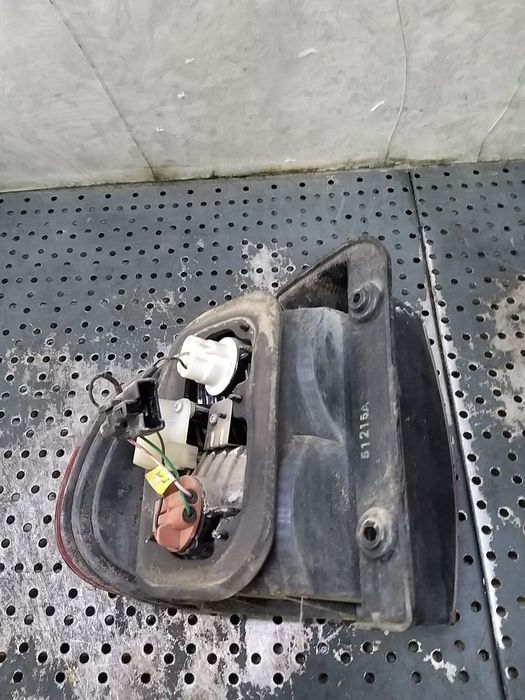 Stop tripla lampa dreapta aripa hyundai h-1 924024a6