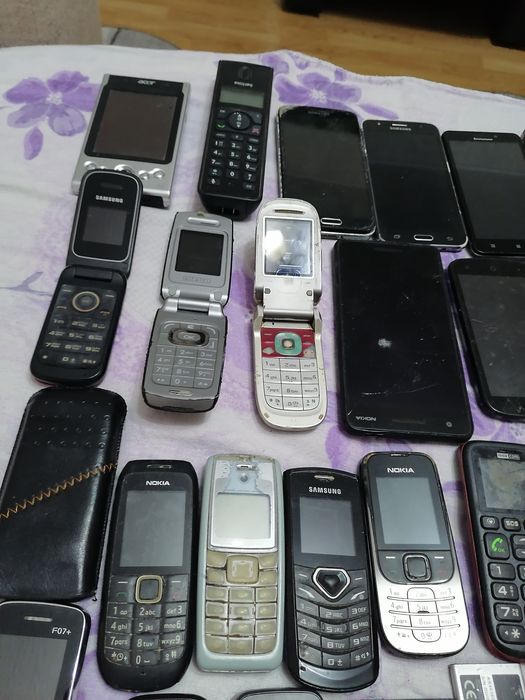 Telefoane bune si defecte