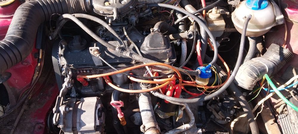 Продам пассат б3, 1,8 карбюратор