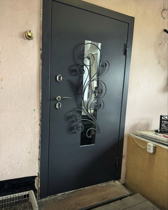 Двери стальные, ворота, решетки, заборы