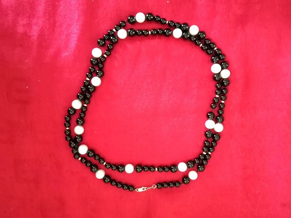 Колие, Перли, Ахат, злато, сребро