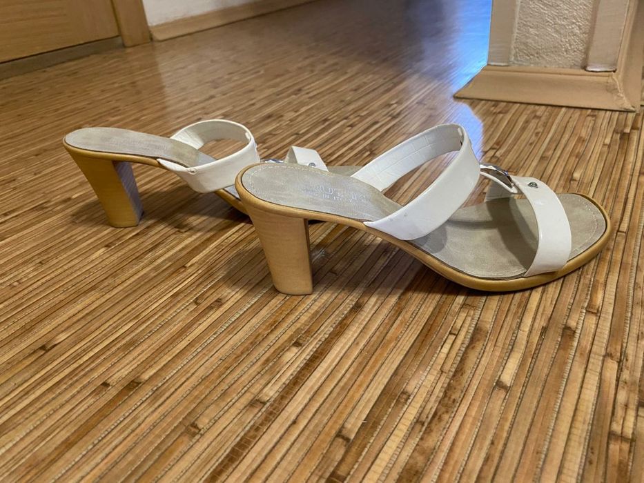 Женская обувь 37 размера