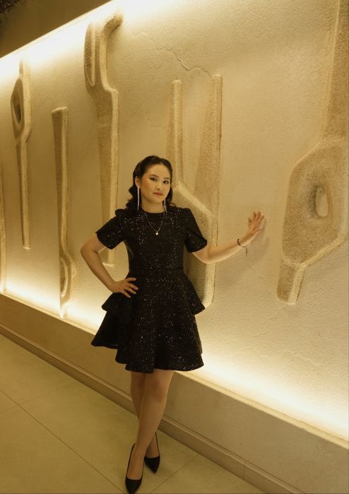 Қара көйлек вечерный жылтырақтарымен