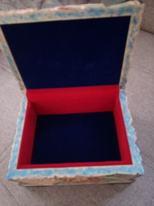 Подарочная шкатулка ручной работы 5000т.
