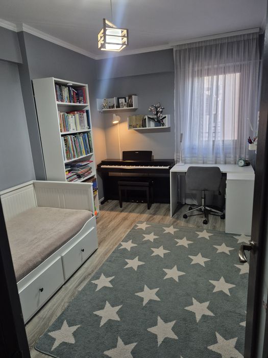 Apartament 3 camere + boxa** Bloc nou**str Trotus**Utilat și Mobilat