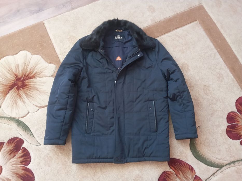 Продам куртка норковый воротник.