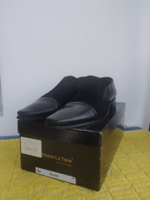 Продам туфли модельные Италия