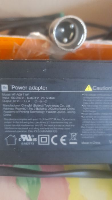 Încărcător bicicleta electrica