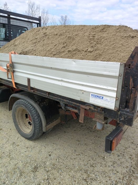 Aduc la comandă agregate de balastiera, pământ de luncă pt grădină, transport deșeuri lemn, materiale de construcții