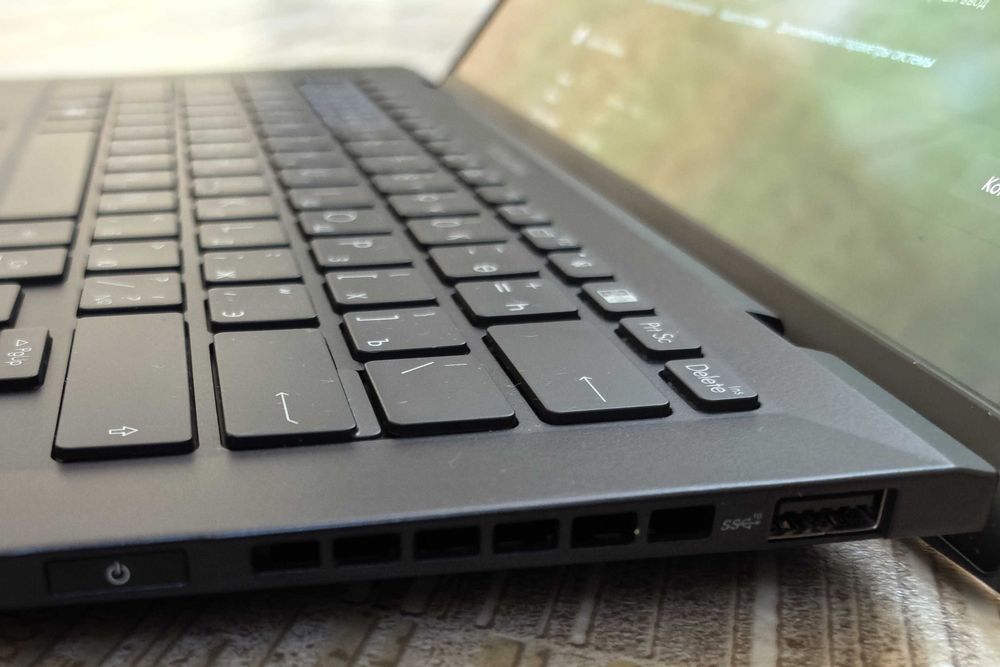 Ноутбук Asus Intel Core i7 14 дюймов OLED