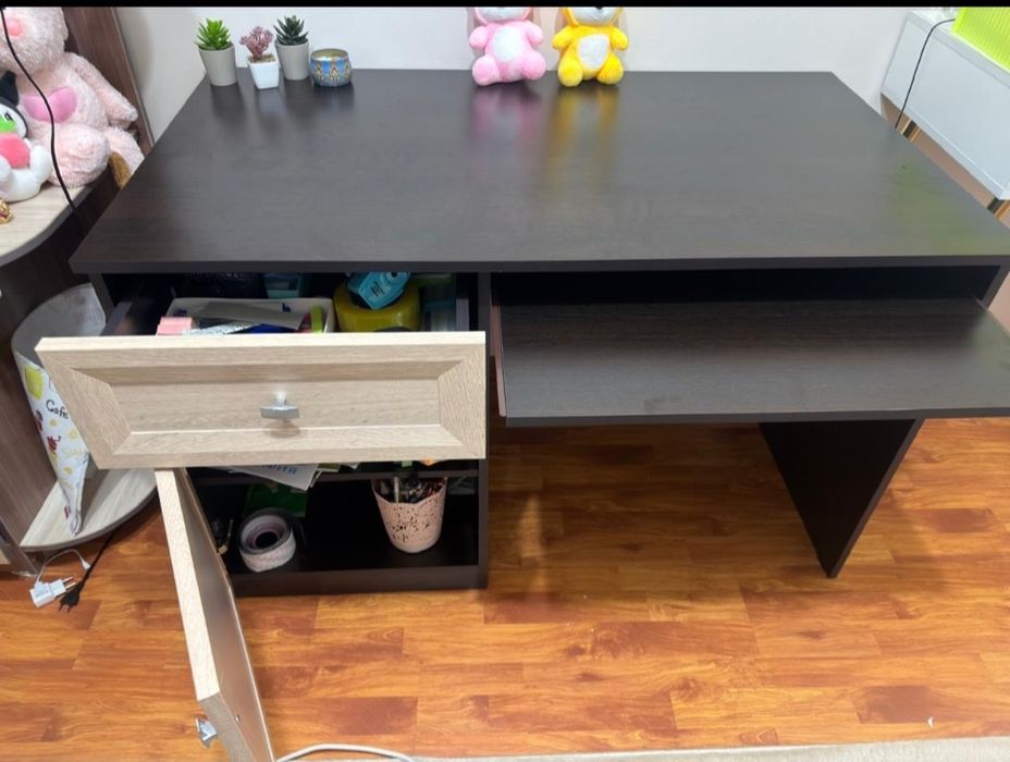 Стол компьютерный