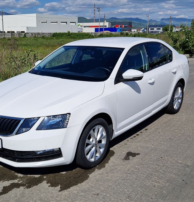 SKODA Octavia 2019 — imagine 2