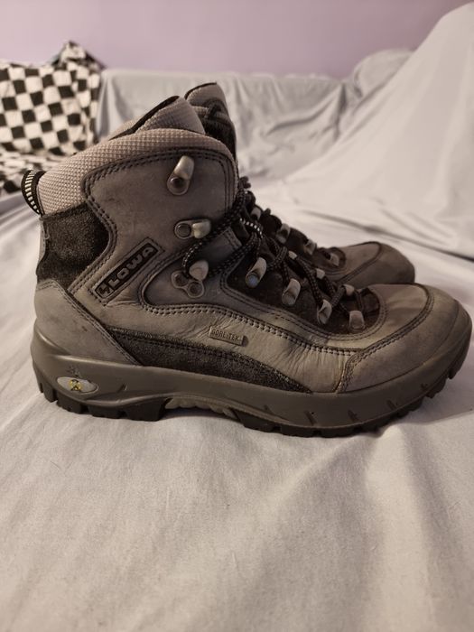 LOWA  туристически обувки