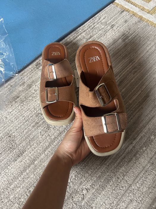 Шлепки новые зара