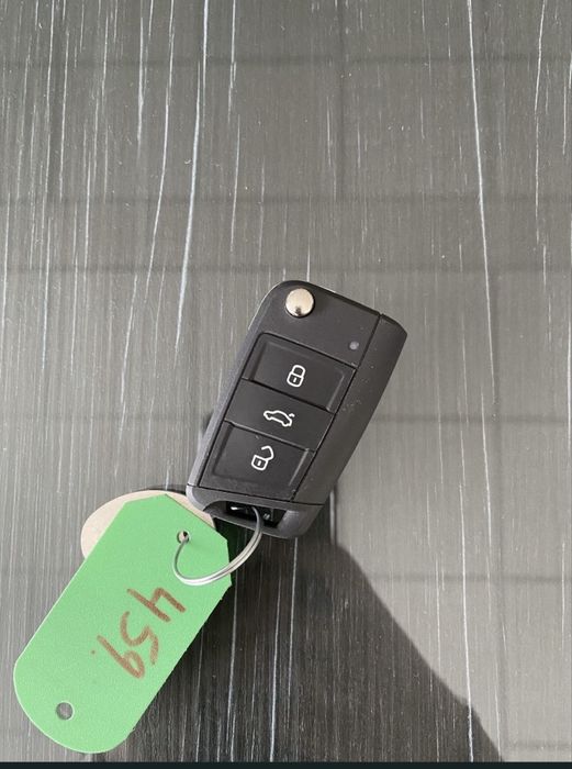 Оригинален ключ за Шкода