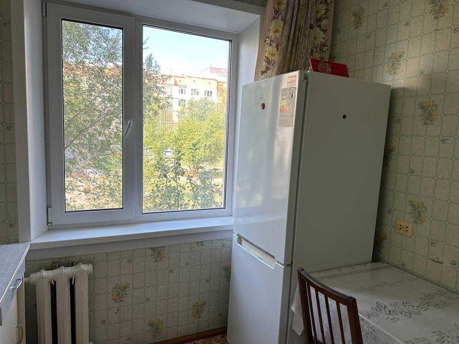 Продам 2-х комнатную квартиру в 8 микрорайоне