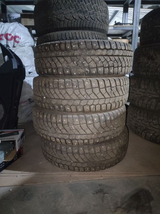 Продам комплект резины viatti 175/70R13