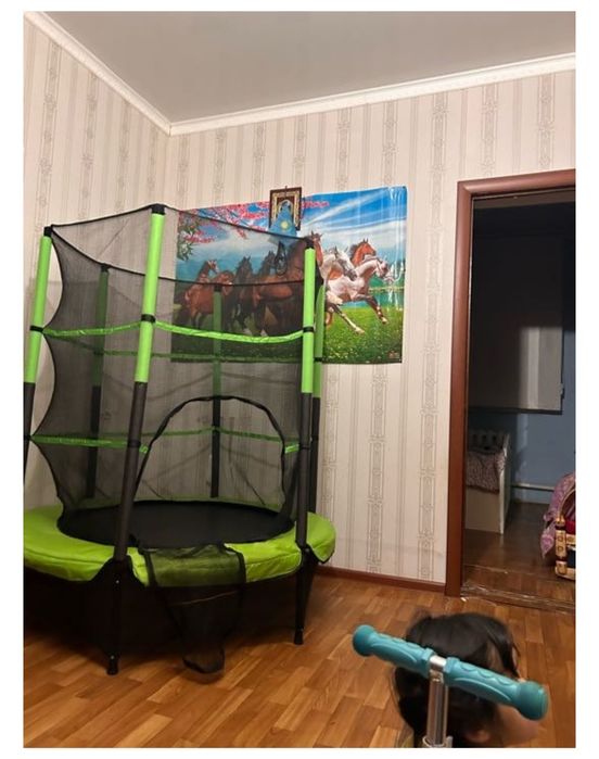 Батут детский зелёный