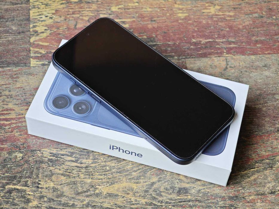 iPhone 17 Pro Max 256Gb с гаранция