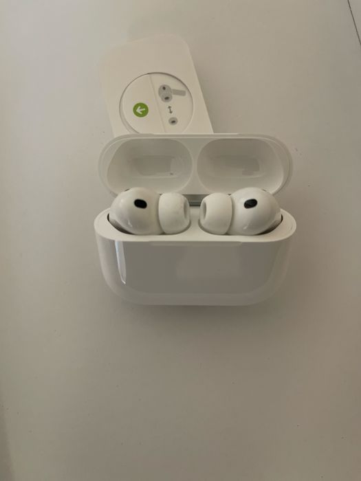 AirPods Pro 3, p