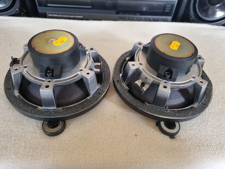 Set Difuzoare Mid/Bass Braun. 8 ohms, 40 watts, 19 cm. Impecabile