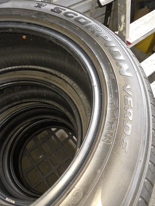 Резина всесезонная Pirelli