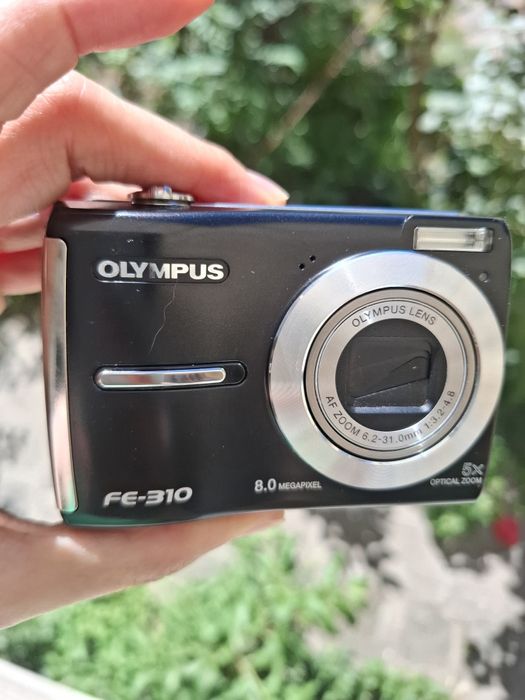 Компактен дигитален фотоапарат OLIMPUS FE-310