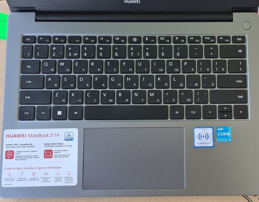 Huawei Matebook sotiladi holati ideal. Qarab ishlatilingan.