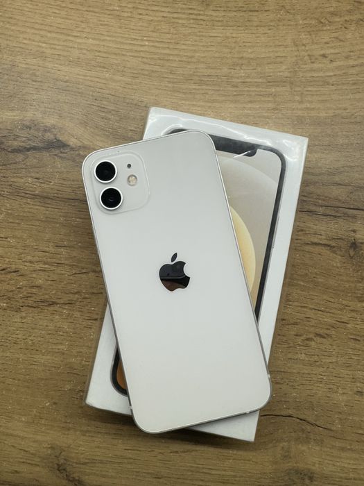 iPhone  12  белый