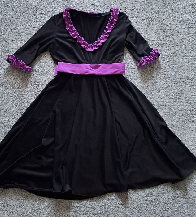 Rochita potrivita mărimea M