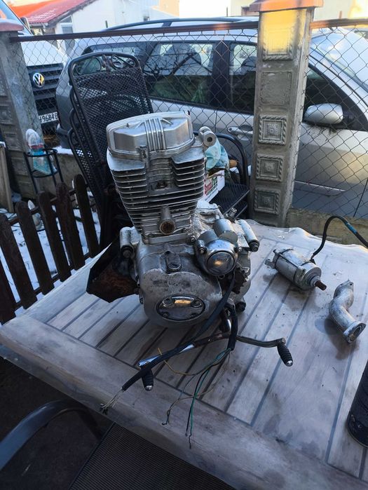 200сс Китайски двигател