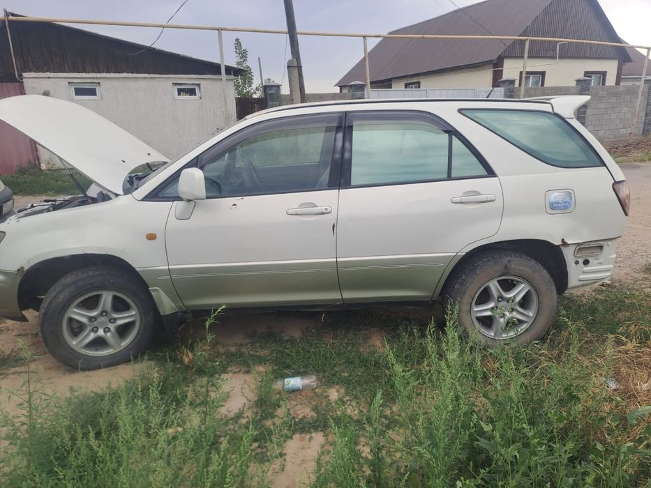 LEXSUS RX300 Тайота хариер