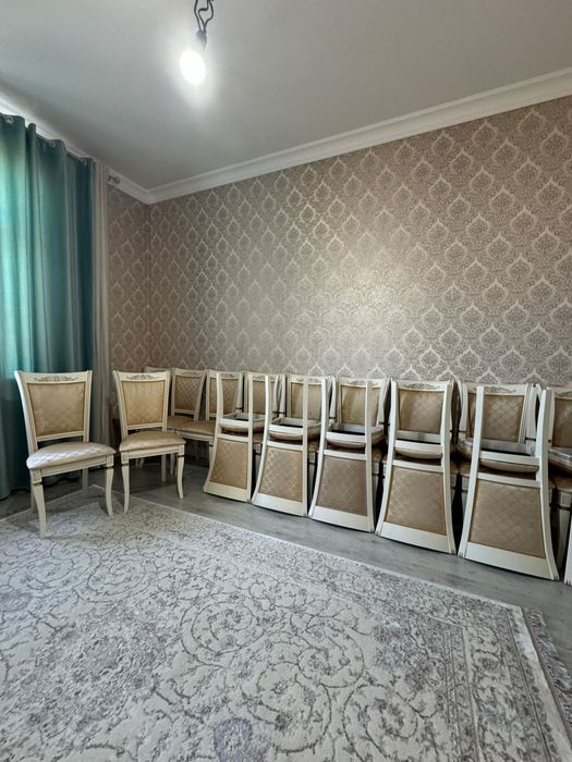 Стол 5 метров,20 шт стуля