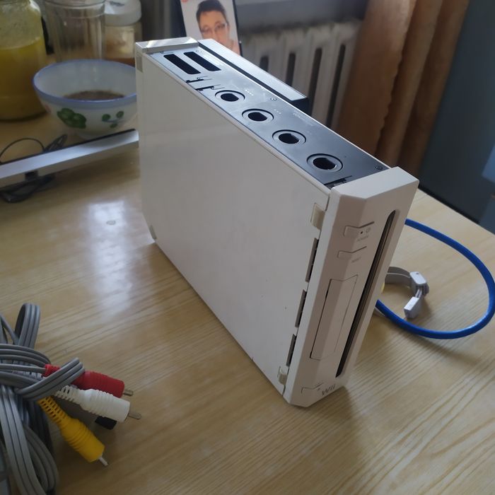 Приставка Nintendo WIi Прошитая + 160 игр