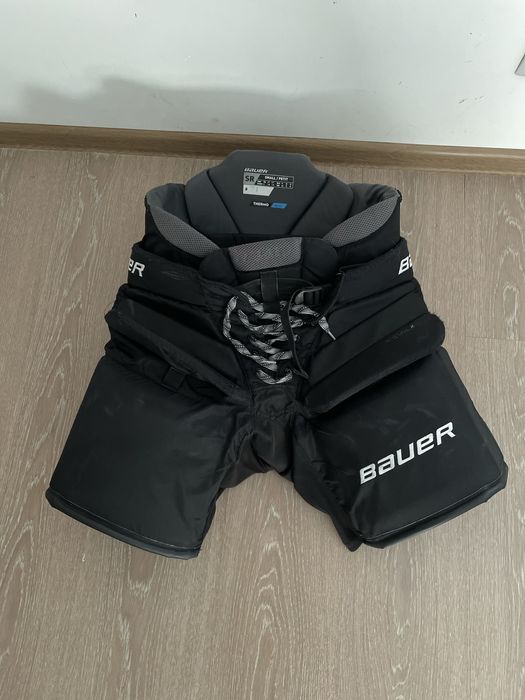 Хоккейная вратарская форма